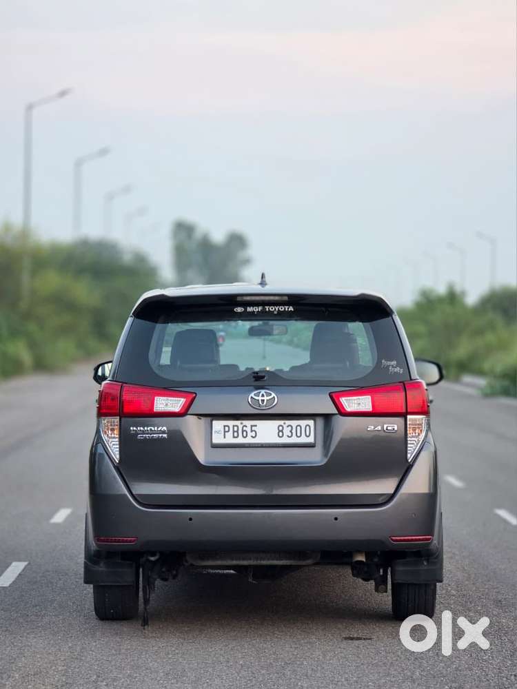 Toyota Innova Crysta 2.7 Gx Limited Edition At 8 Str, 2022, Diesel