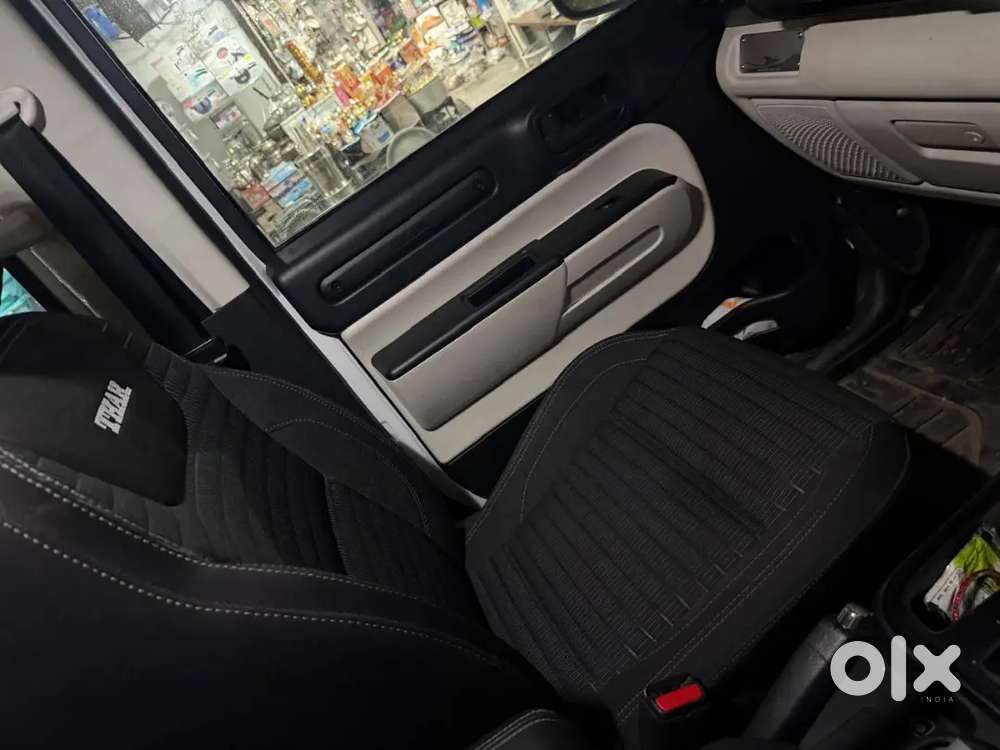 Mahindra Thar Roxx 2025