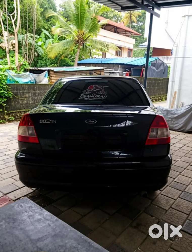 Ford Ikon 2009