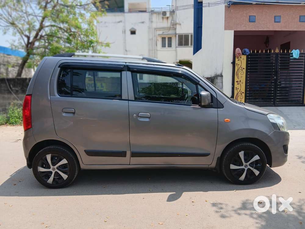 Maruti Suzuki Wagon R Vxi Amt, 2017, Petrol