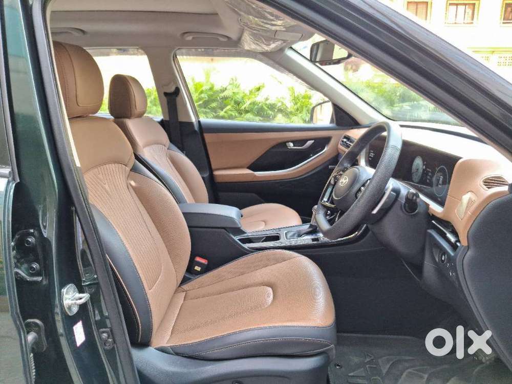 Hyundai Alcazar 1.5 Tdct Signature (o) 7s Petrol, 2025, Petrol