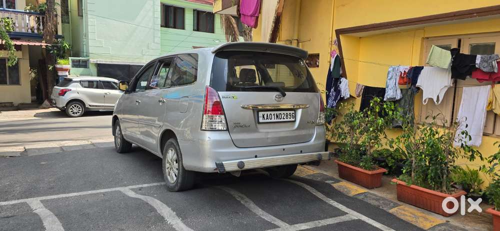 Toyota Innova 2.5 V 7 Str, 2011, Diesel