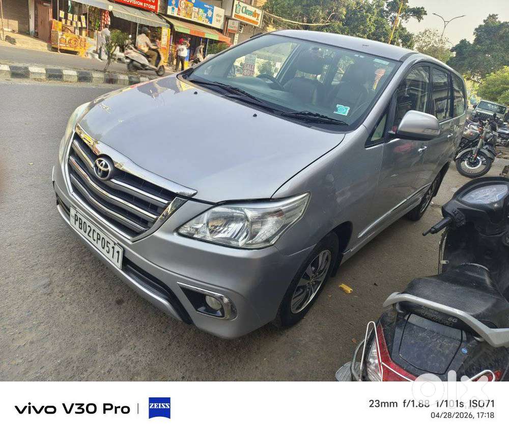Toyota Innova 2.5 V 7 Str, 2015, Diesel