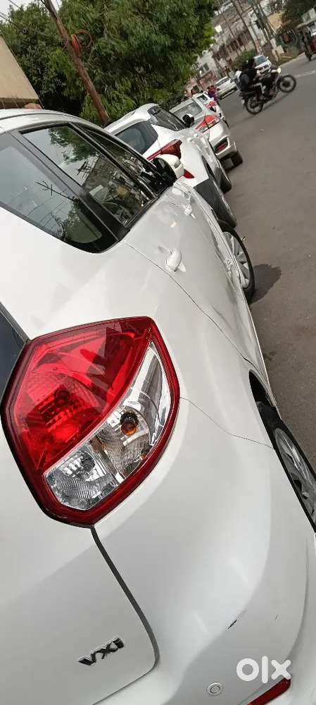 Maruti Suzuki Ertiga 2018 Cng & Hybrids 126585 Km Driven Like New.