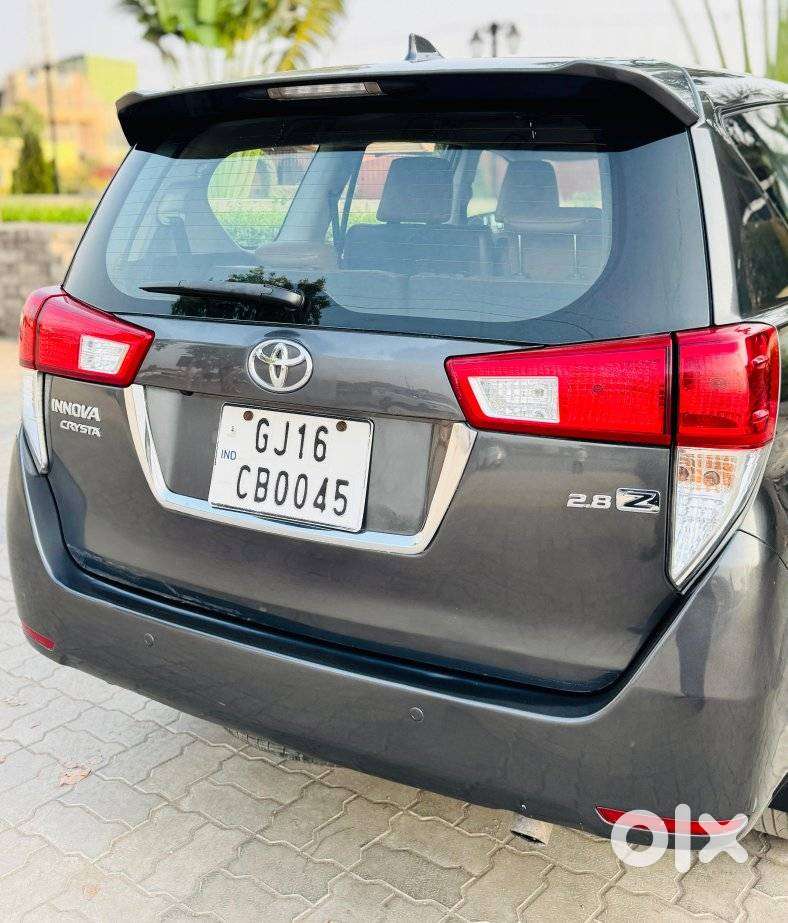 Toyota Innova Crysta 2.8 Z, 2016, Diesel