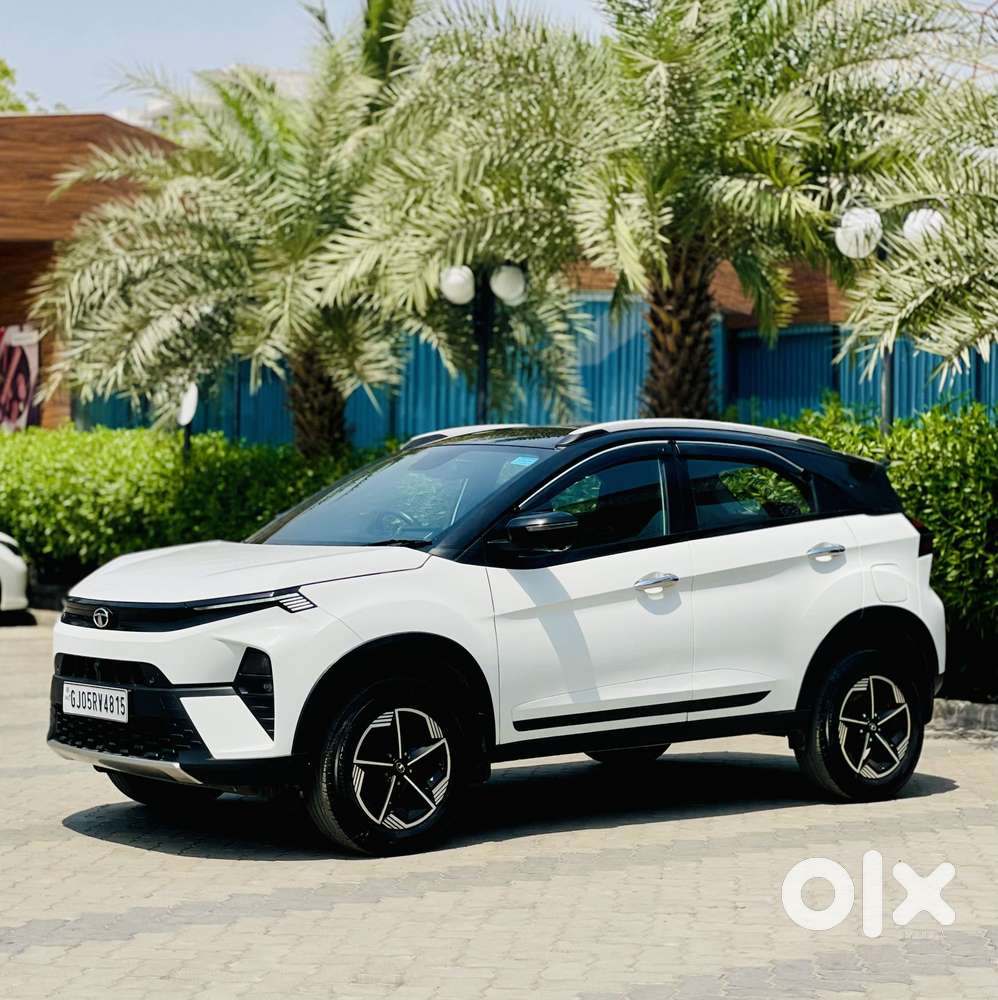 Tata Nexon Fearless Plus S 1.2 Revotron Petrol 6mt Dt, 2023, Petrol