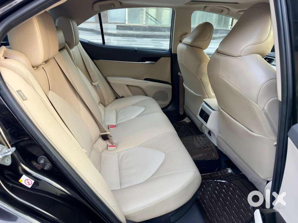 Toyota Camry Hybrid, 2020, Petrol