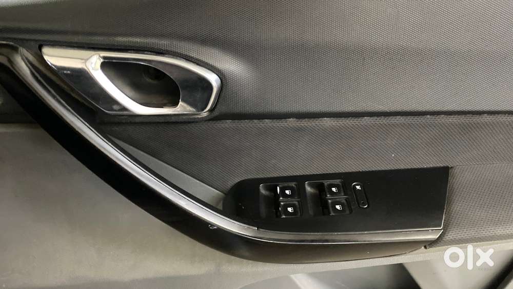 Tata Tigor 1.2 Revotron Xz, 2017, Petrol