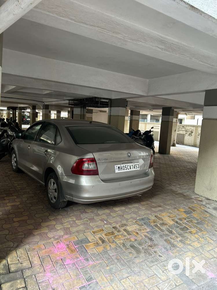 Skoda Rapid Petrol 2013