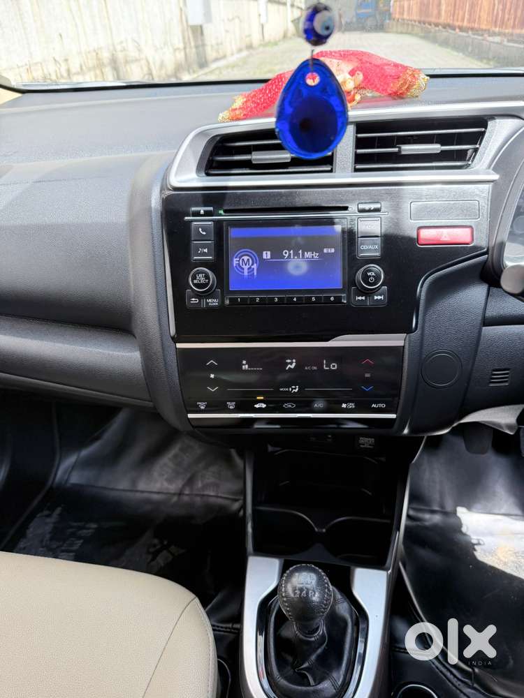 Honda Jazz V Mt Privilege, 2016, Petrol