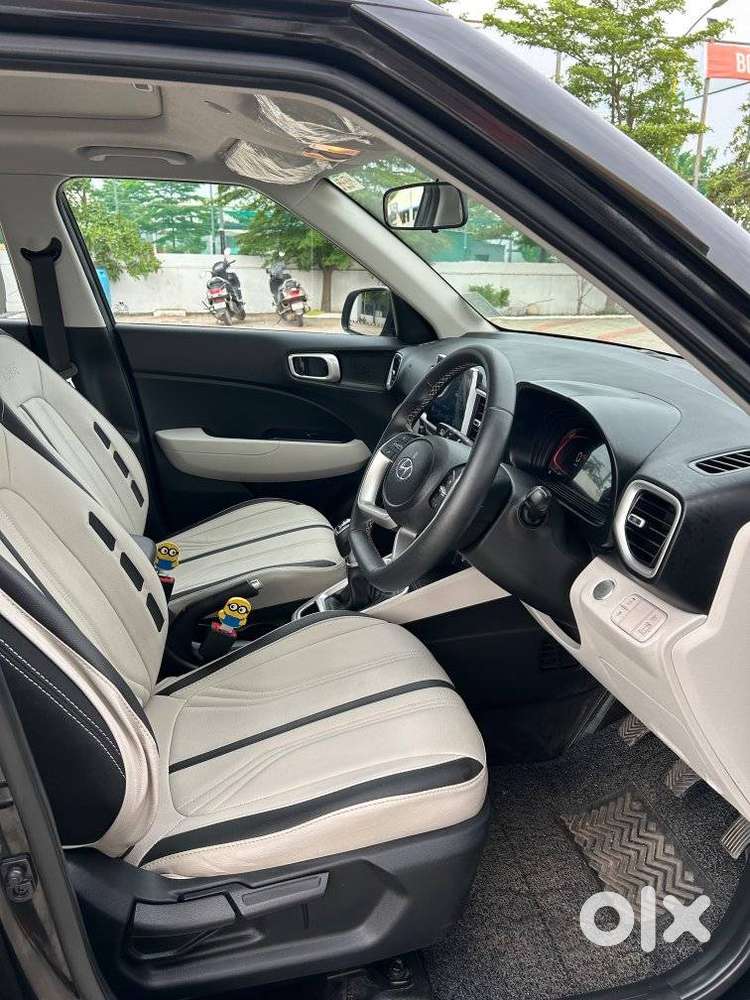 Hyundai Venue Sx Mt, 2023, Diesel