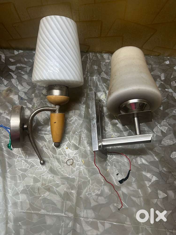 Wall mounted lamps