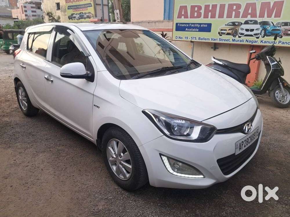 Hyundai I20 Petrol Asta Option, 2013, Petrol