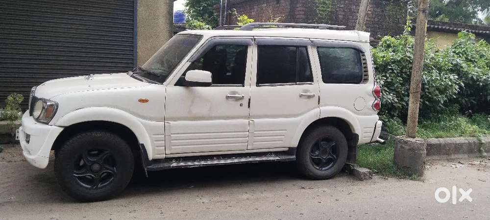Mahindra Scorpio 2006