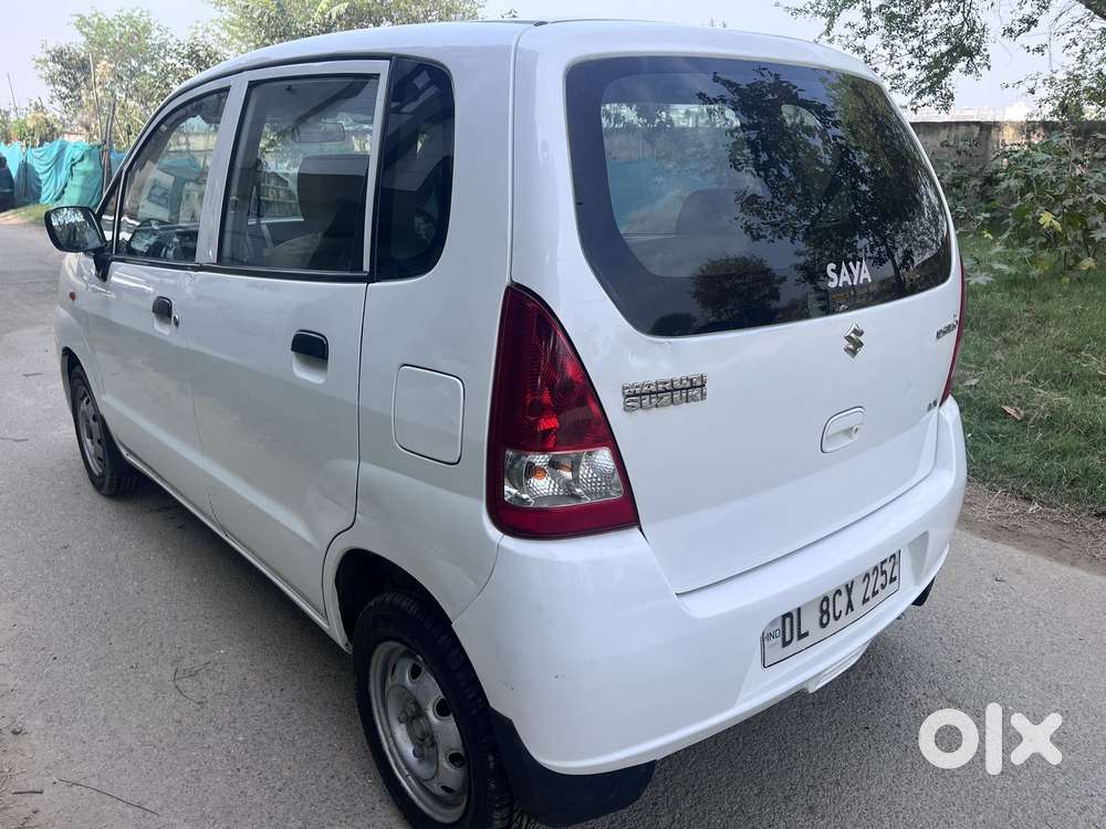 Maruti Suzuki Zen Estilo Lxi Bs Iv, 2011, Petrol