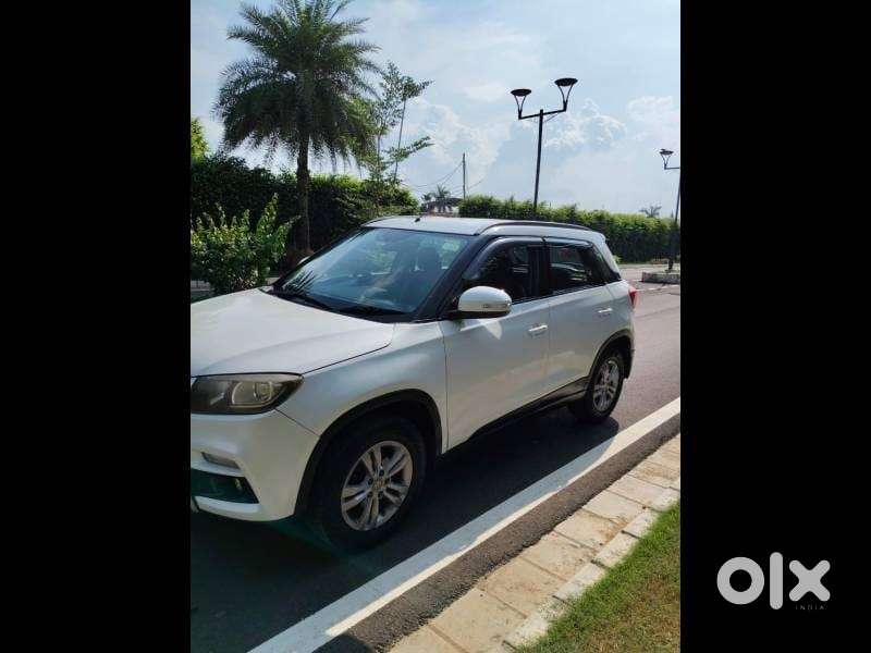 Maruti Suzuki Brezza Zdi+ Dual Tone, 2017, Diesel