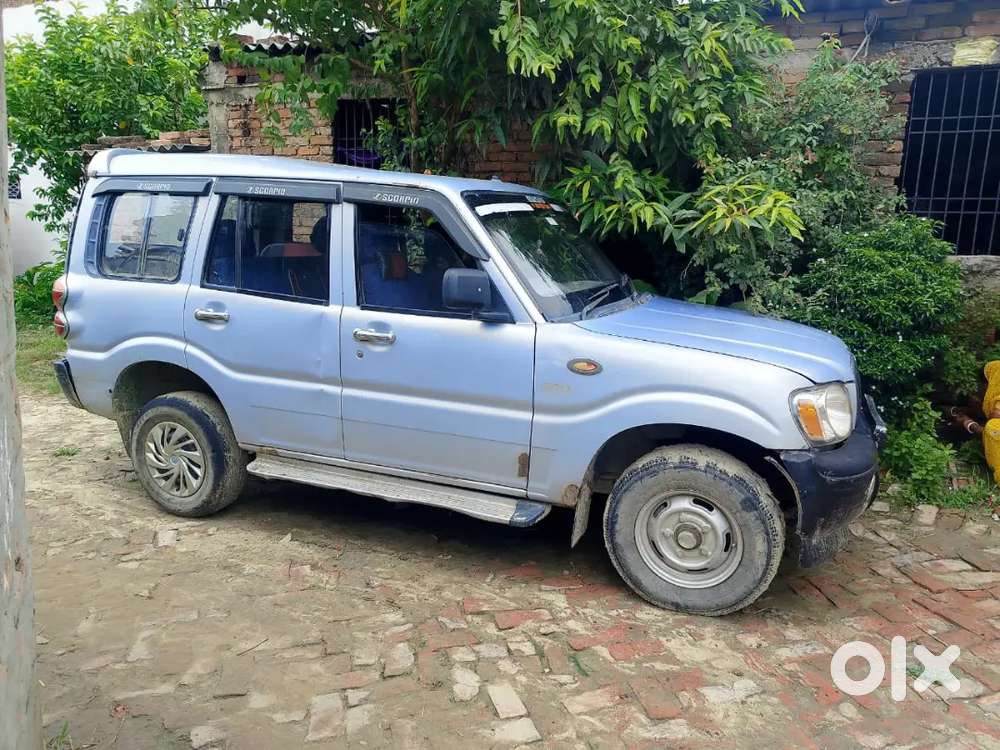 Mahindra Renault Logan 2005 Diesel 200000 Km Driven0