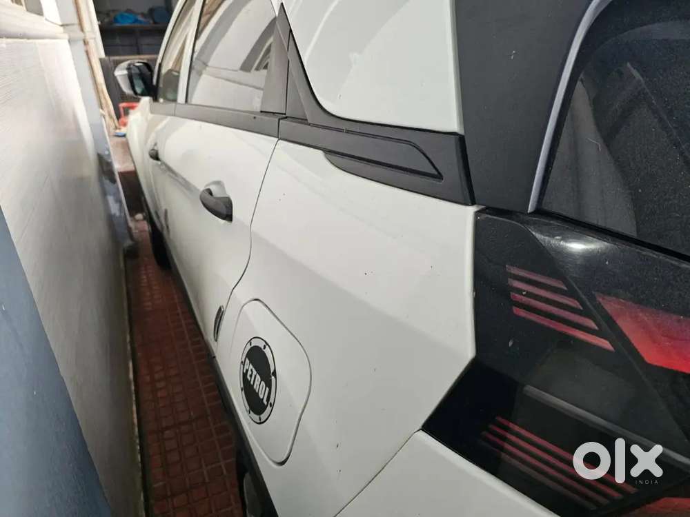 Tata Nexon Revotron 2024 Petrol