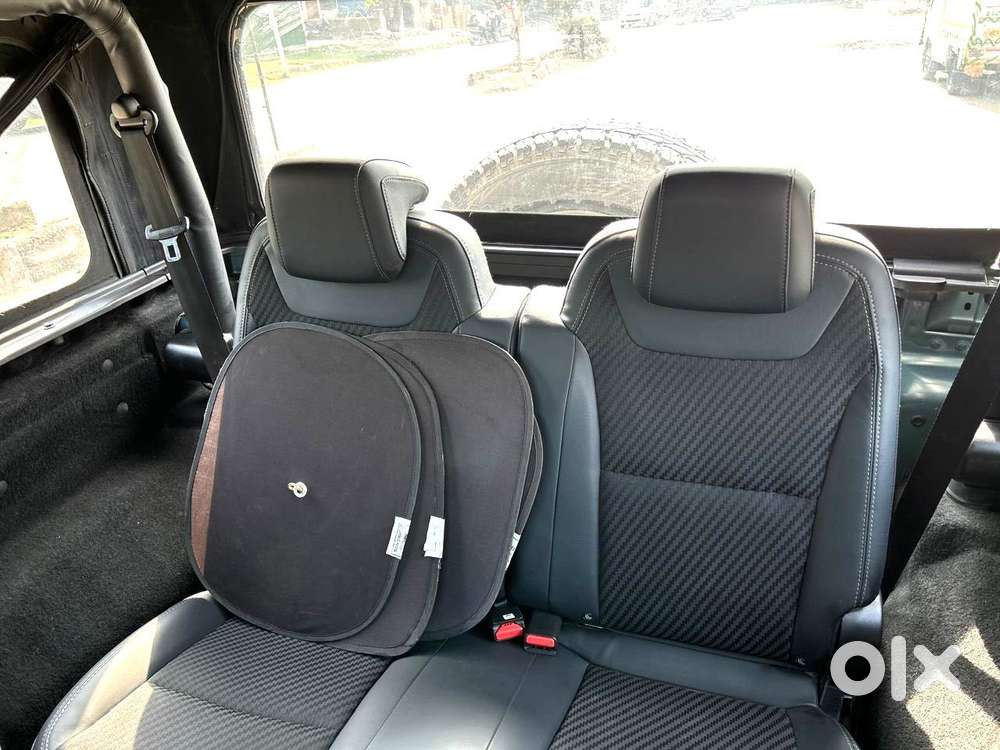 Mahindra Thar Lx 4-str Convertible At, 2021, Petrol