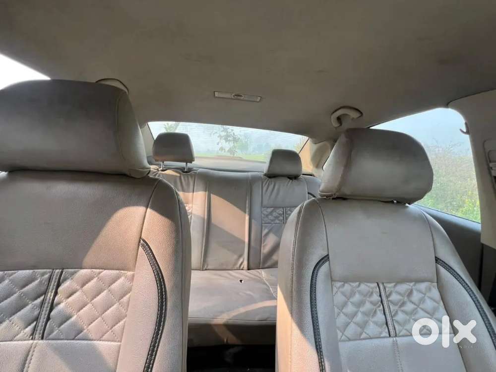 Skoda Rapid 2013 Diesel 180000 Km Driven