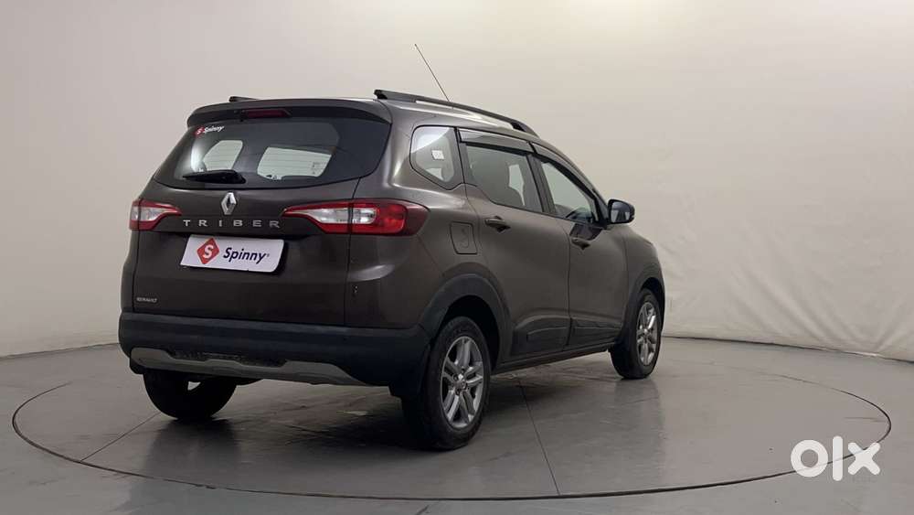 Renault Triber Rxz Easy-r Amt, 2022, Petrol