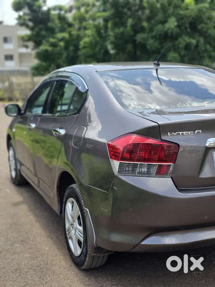 Honda City 2011 76000 Km 2nd Owner