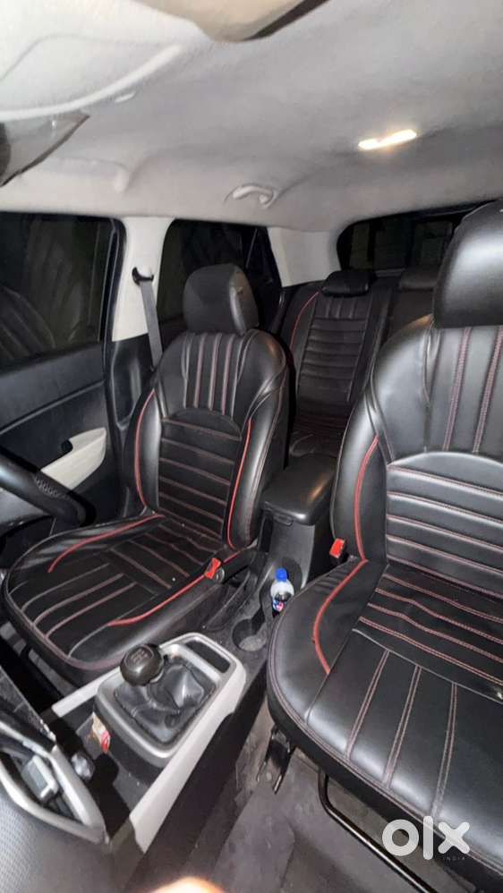 Hyundai Venue Petrol Manual 2023