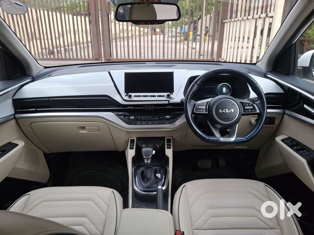 Kia Carens Luxury (o)1.5 Diesel At 7 Str, 2024, Diesel