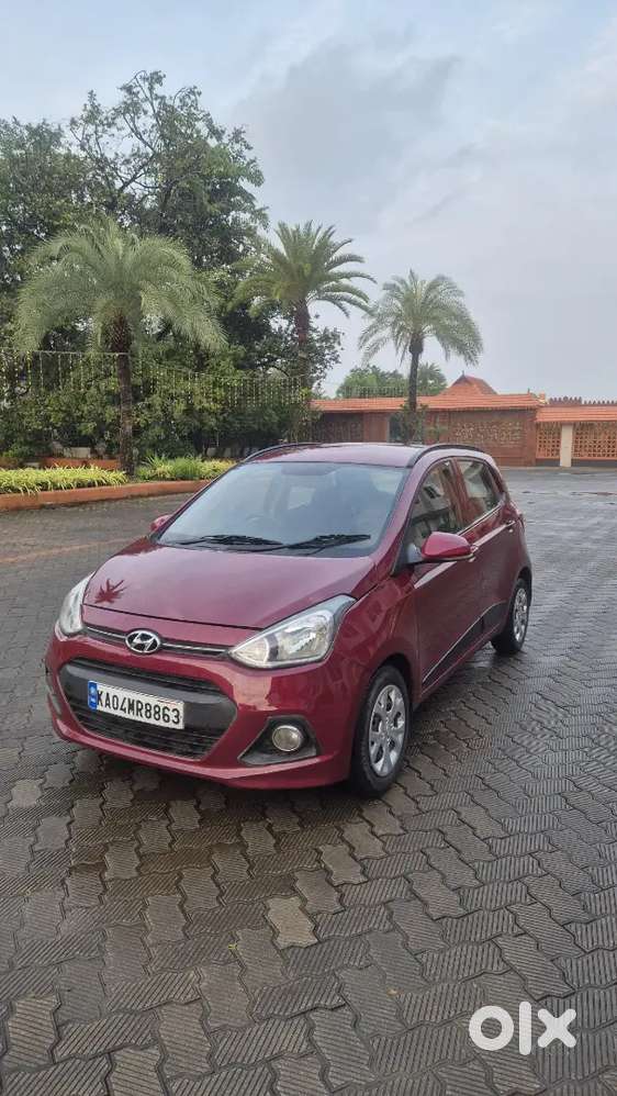 Hyundai I10 Sportz Petrol Manual 2016
