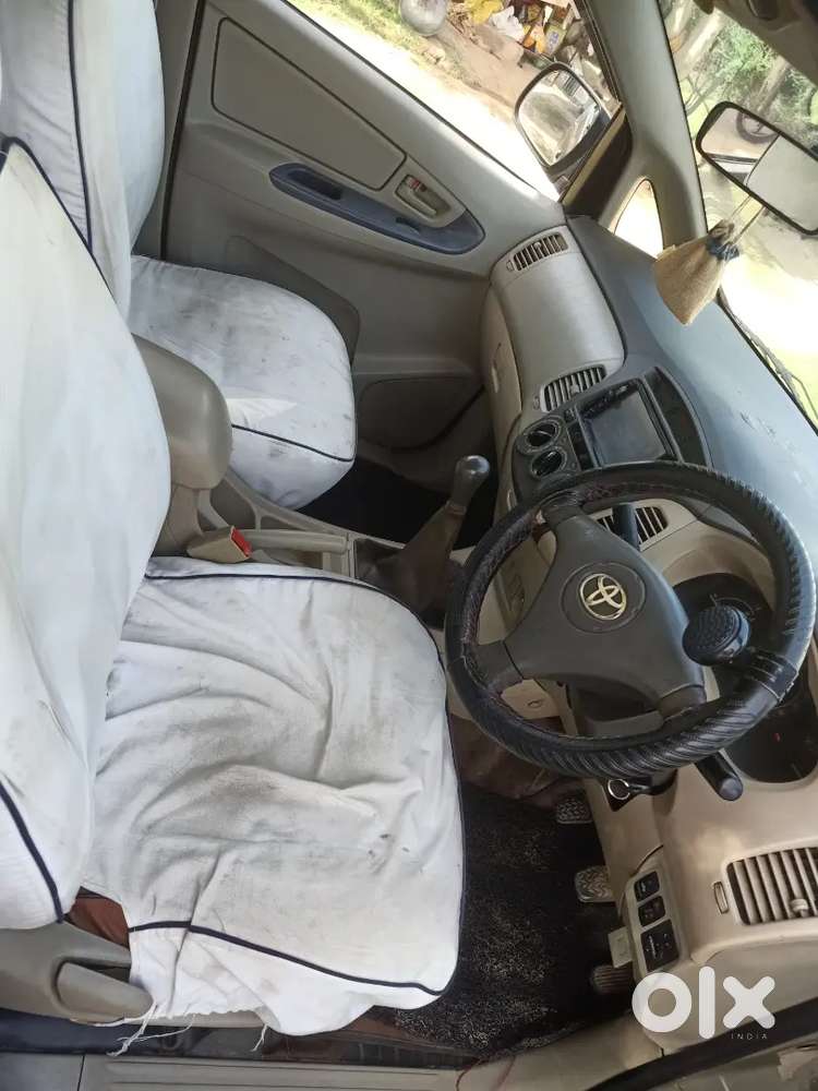 Toyota Innova Diesel 2011