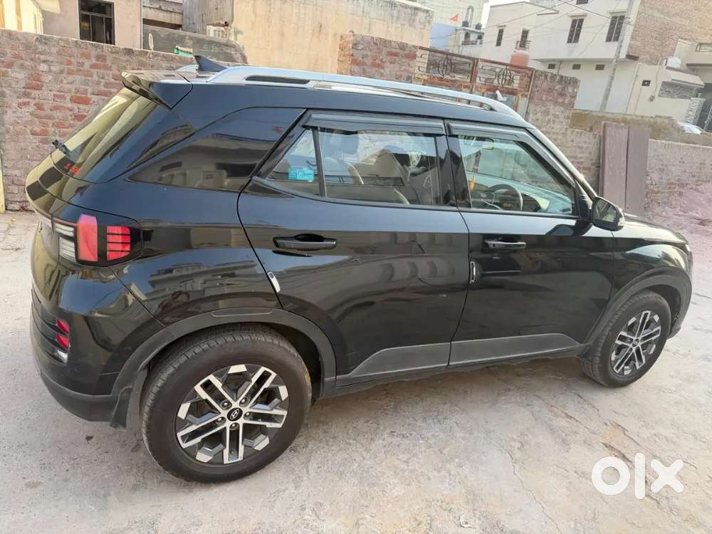 Hyundai Venue 2023 Diesel Good Condition
