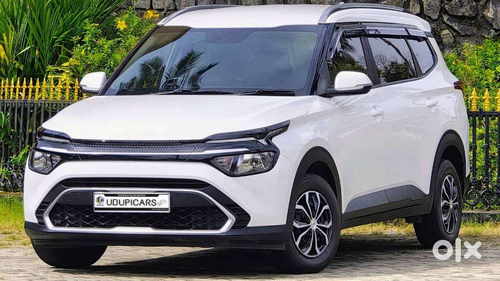 Kia Carens, 2024, Petrol