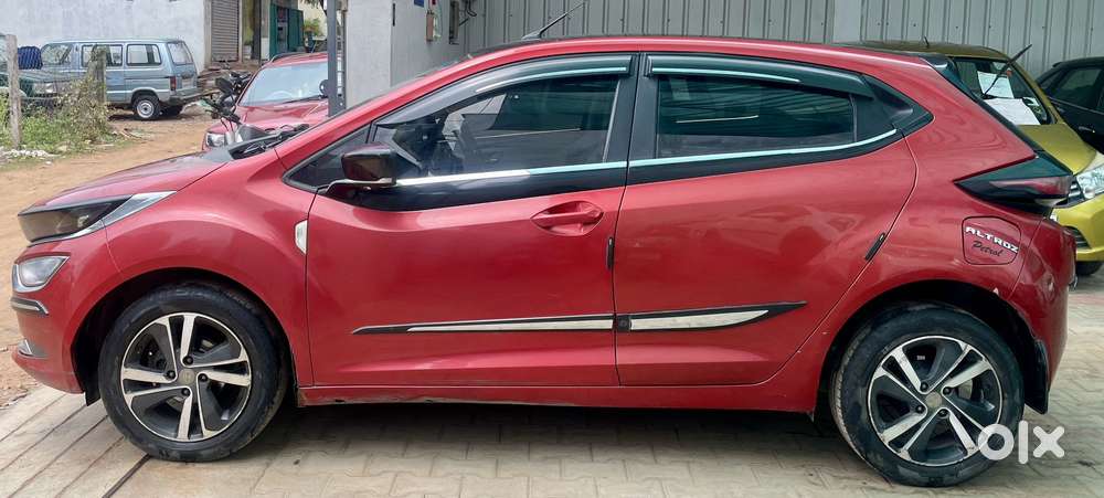 Tata Altroz Xz, 2020, Petrol
