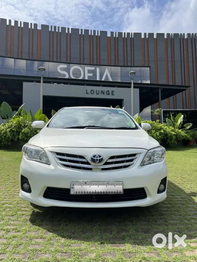 Toyota Corolla Altis 2011 Cng & Hybrids 99800 Km Driven