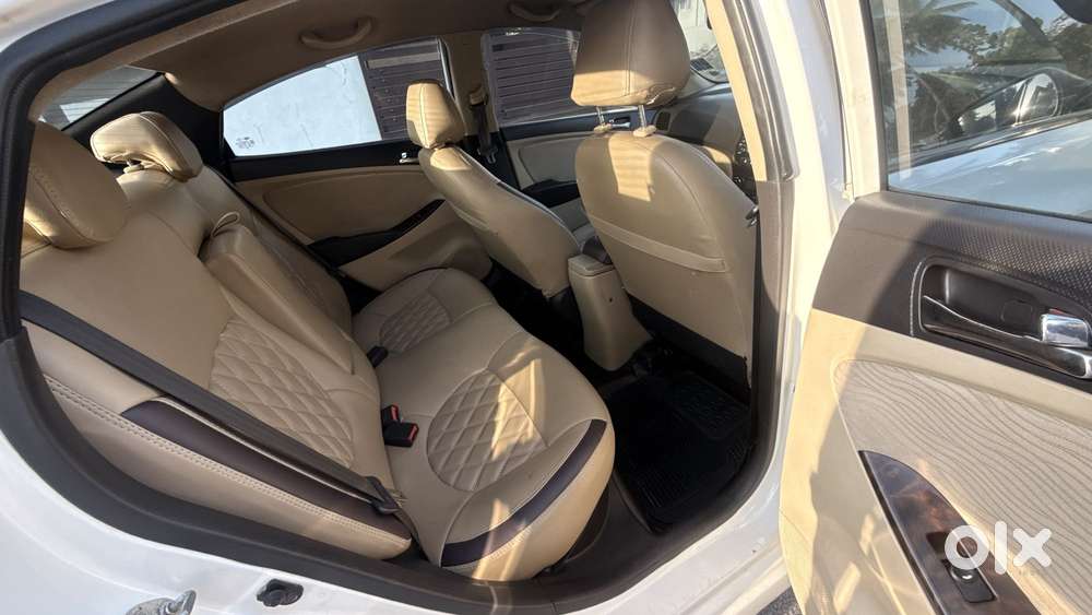 Hyundai Fluidic Verna 1.6 CRDi SX, 2015, Diesel