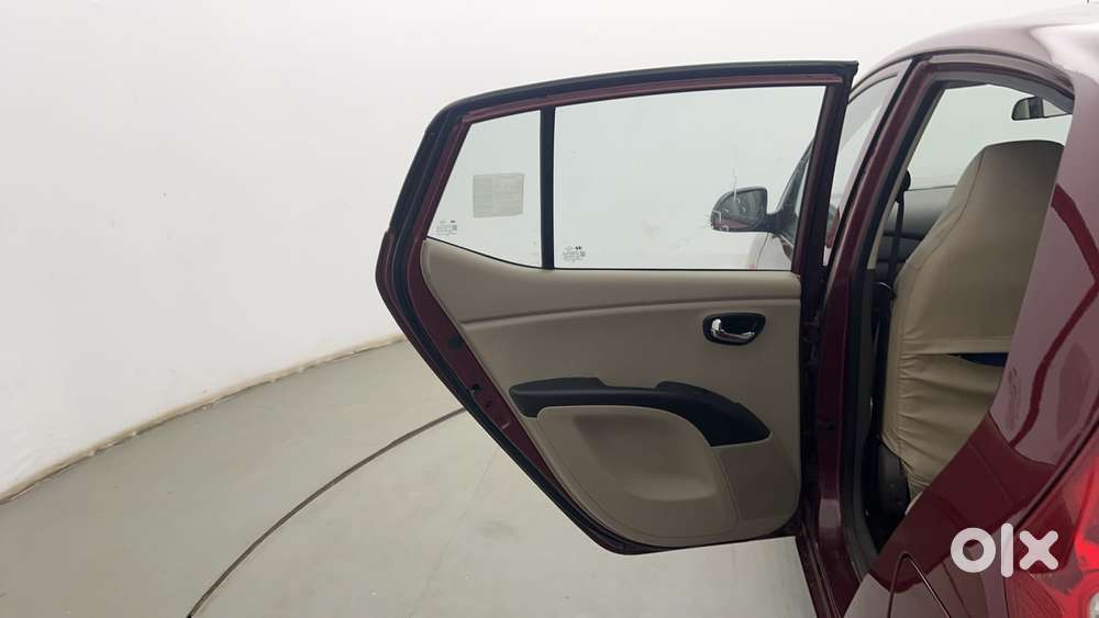 Hyundai I10 Sportz 1.1 Irde2, 2015, Petrol