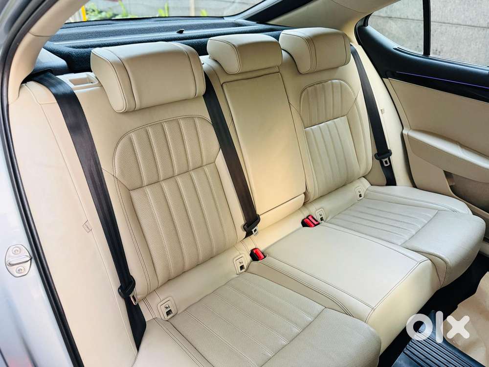 Skoda Superb 2.0 Tsi At L&k, 2020, Petrol