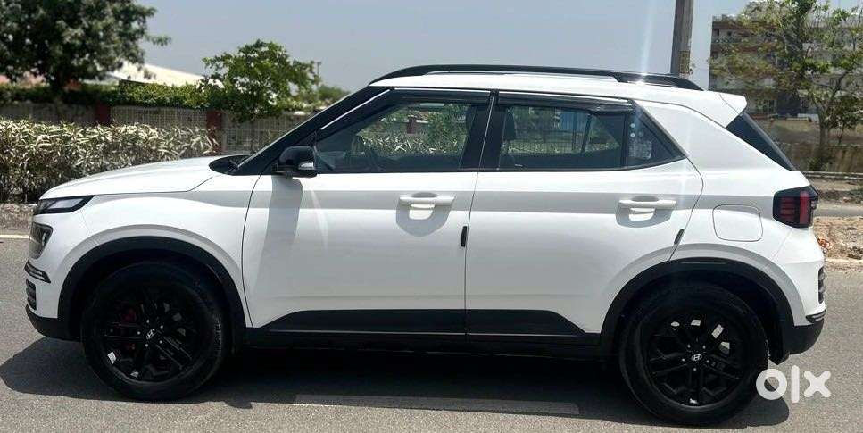 Hyundai Venue 1.0 Sx (o) Turbo Dct, 2024, Petrol