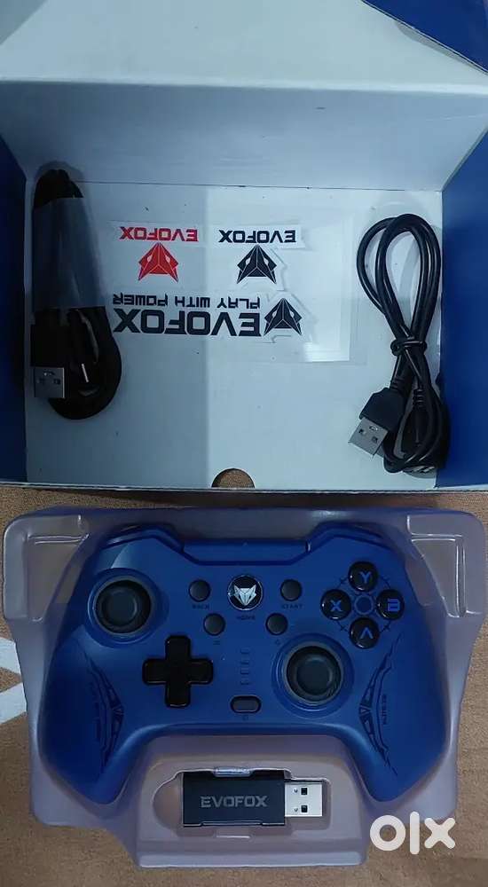 EvoFox Elite X2 Wireless Gamepad (Blue) - Mint Condition with Box