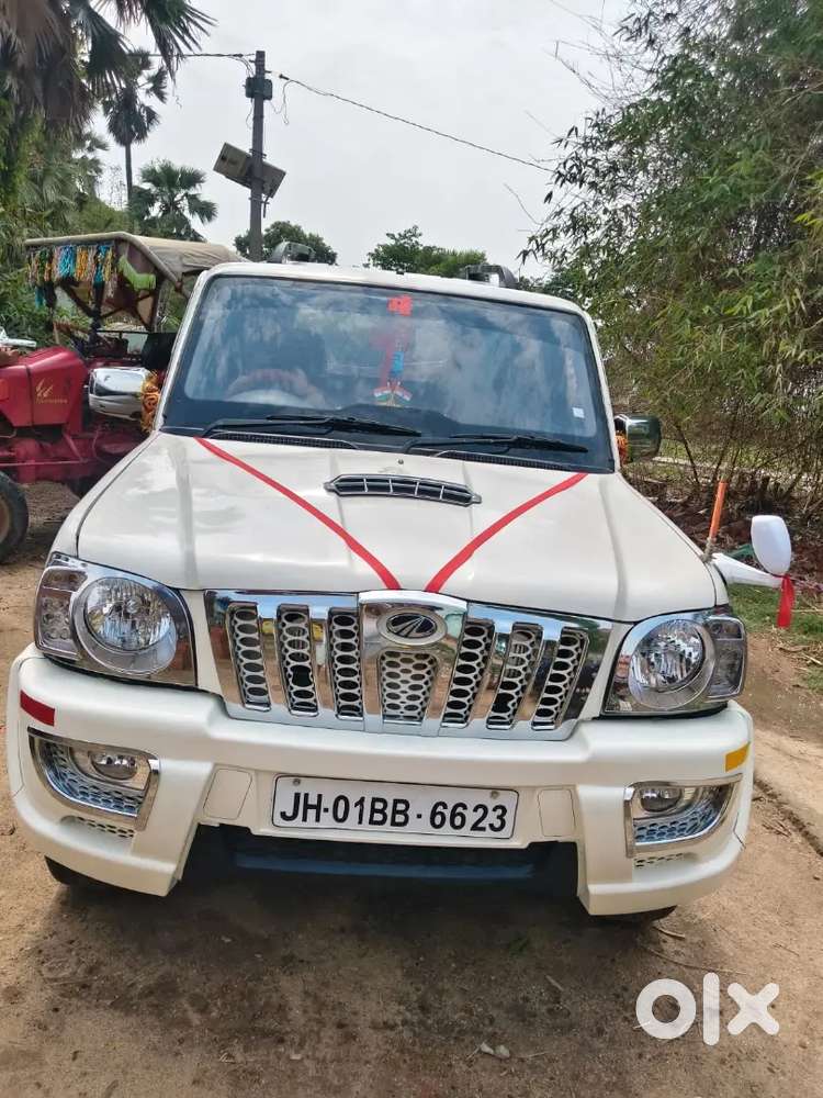 Mahindra Scorpio 2013