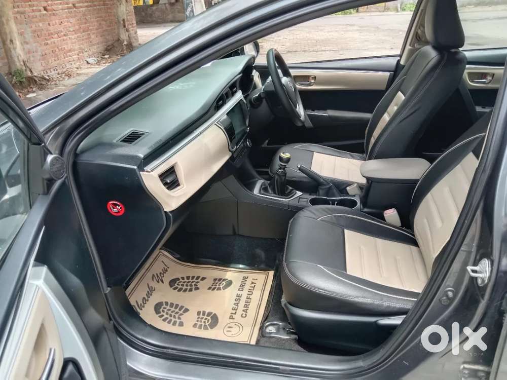 Toyota Corolla Altis 1.8 G, 2014, Petrol