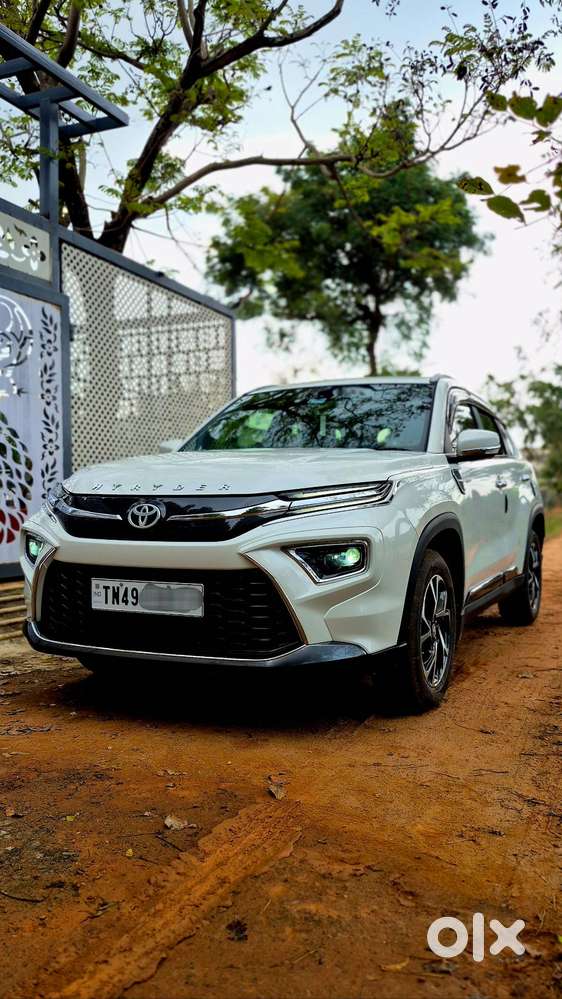 Toyota Urban Cruiser Hyryder Hybrid G(o) 2025, Well Maintained