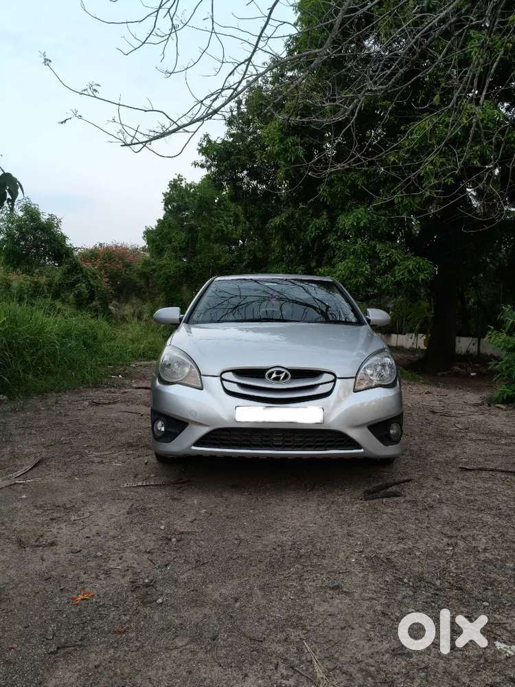 Hyundai Verna 2011 Diesel Transform