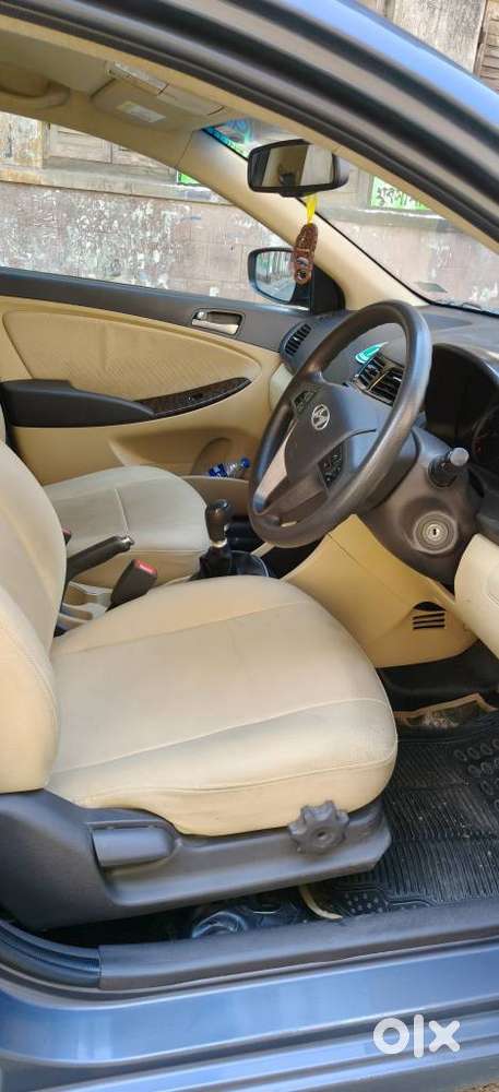 Hyundai Verna 1.6 S (o) Vtvt, 2016, Petrol