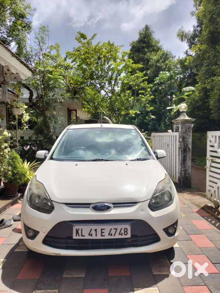 Ford Figo 2011 Diesel 97000 Km Driven