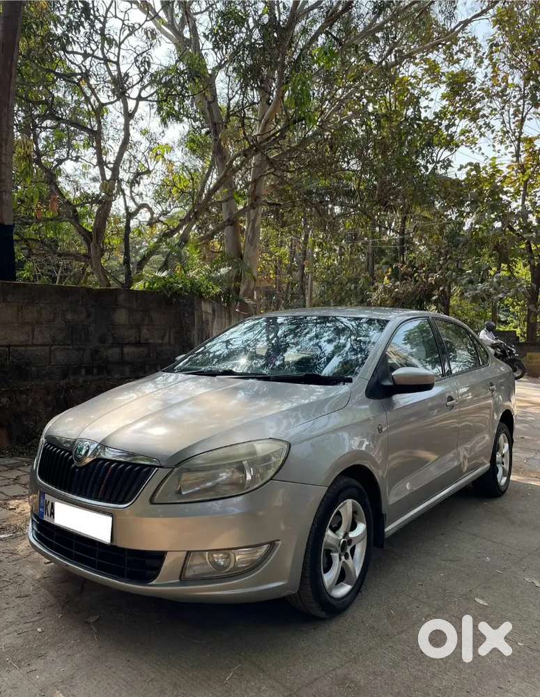 Skoda Rapid 2012 1.6