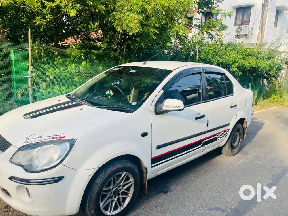 Ford Fiesta Style 2009 Year