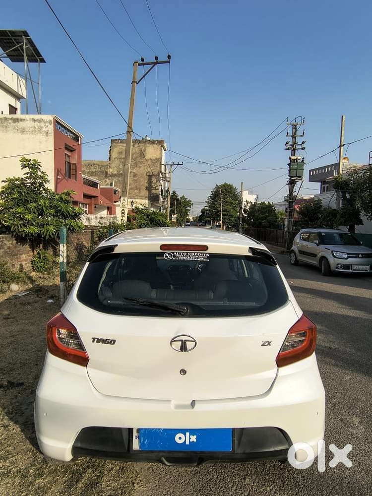 Tata Tiago 1.2 Revotron Xz, 2016, Petrol