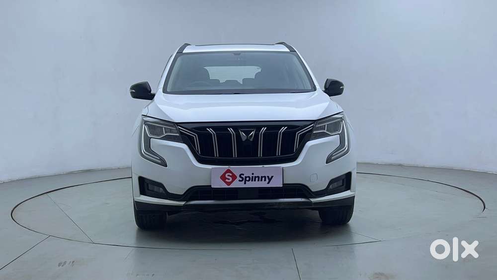 Mahindra Xuv700 2.0 Ax 5 Petrol Mt 7 Str, 2022, Petrol