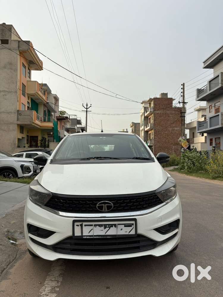 Tata Tiago Petrol 2024